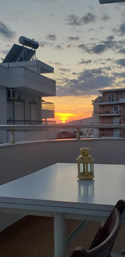 Sunsea Apartment Sarande Bagian luar foto